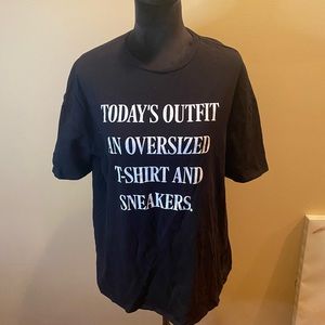 Womens oversized black tshirt